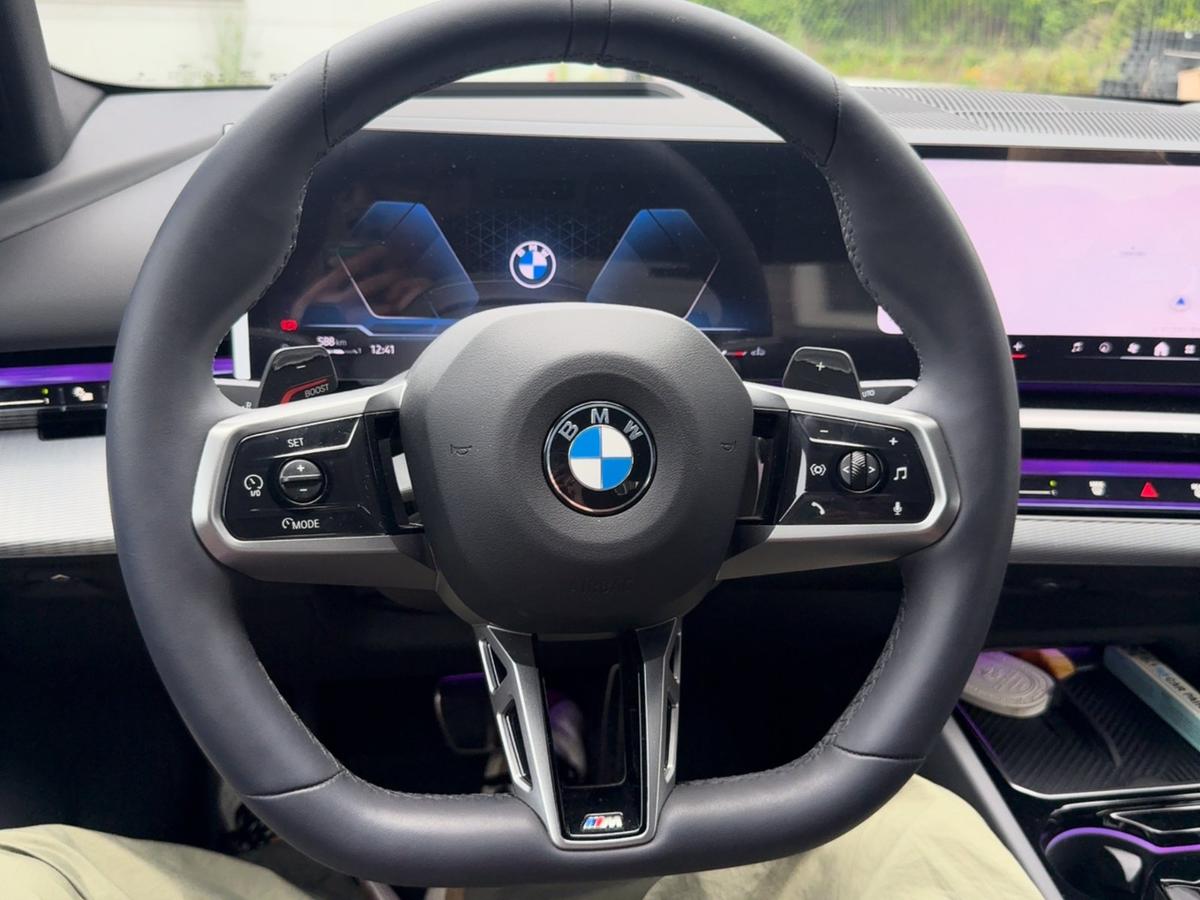 BMW 5시리즈 520i M Sport 사진 13