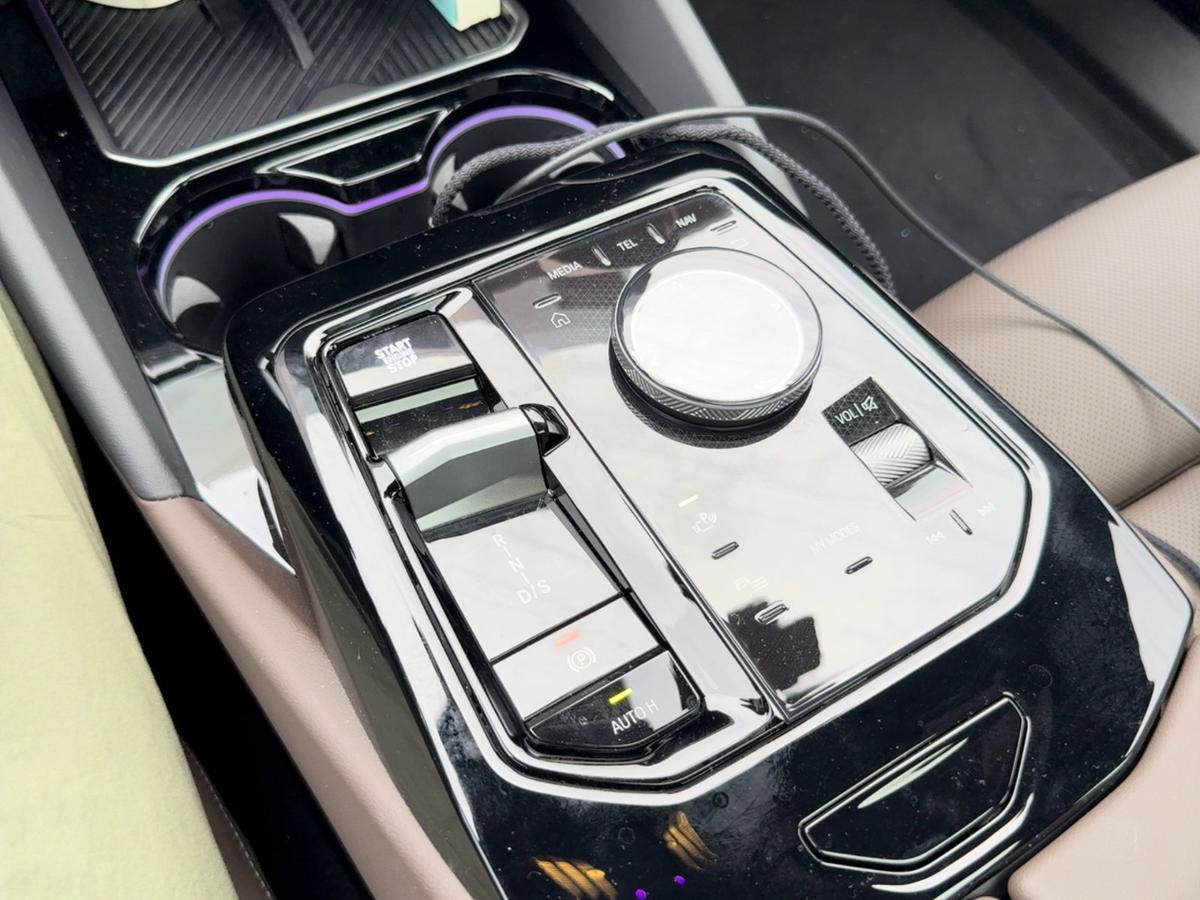 BMW 5시리즈 520i M Sport 사진 14