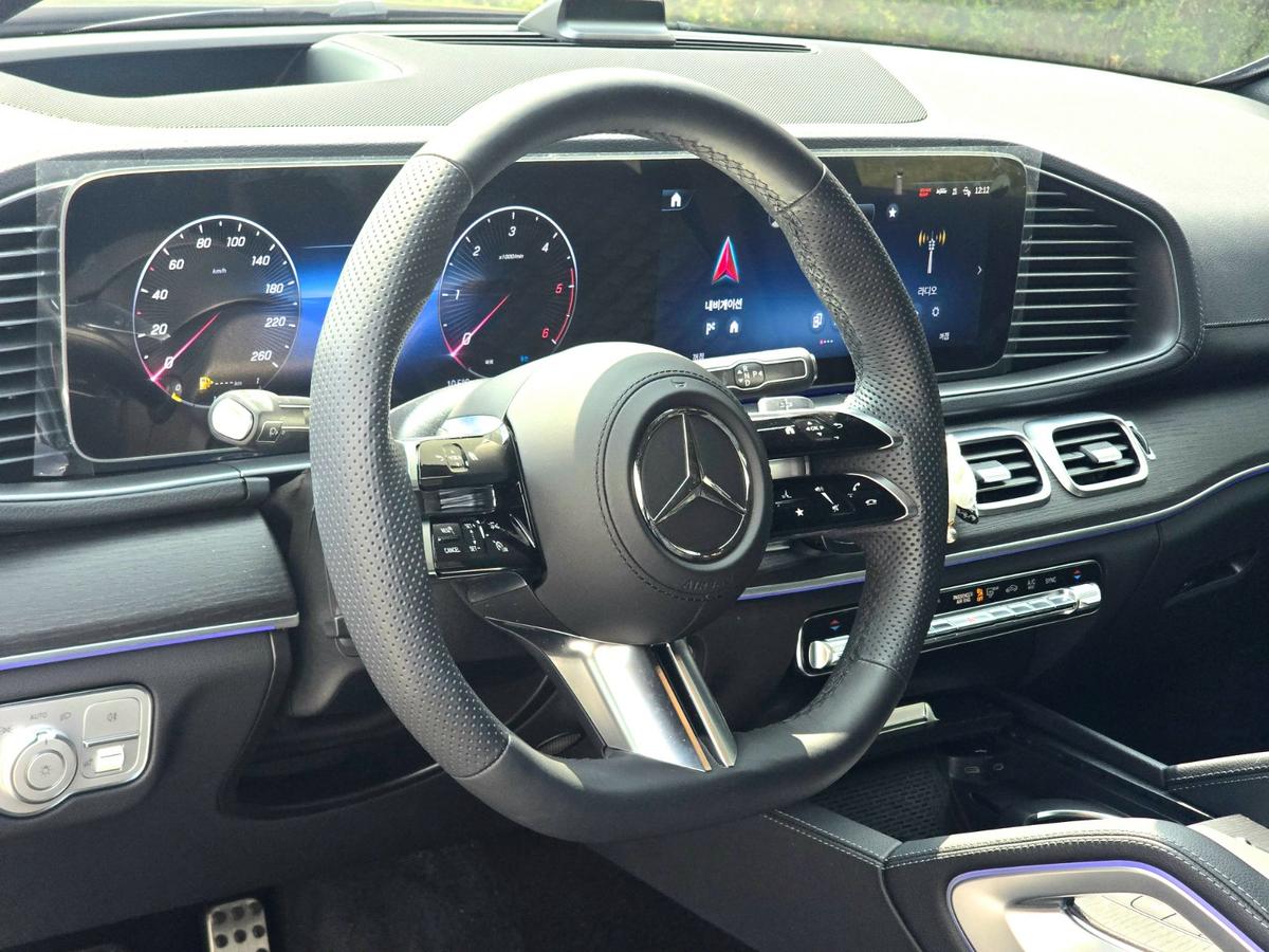 벤츠 GLE 쿠페 450d 4MATIC 사진 9
