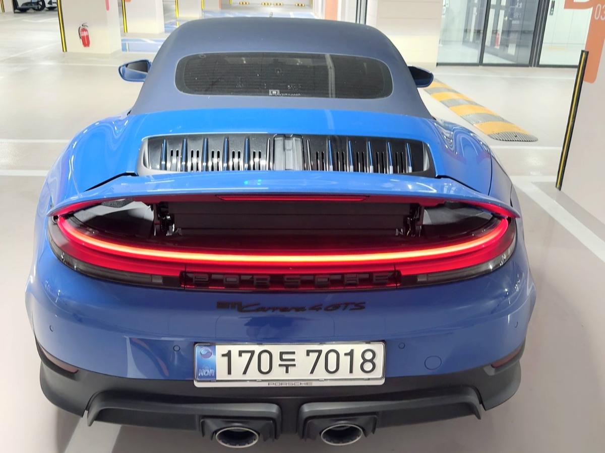 포르쉐 911 카레라 4 GTS 카브리올레 사진 5