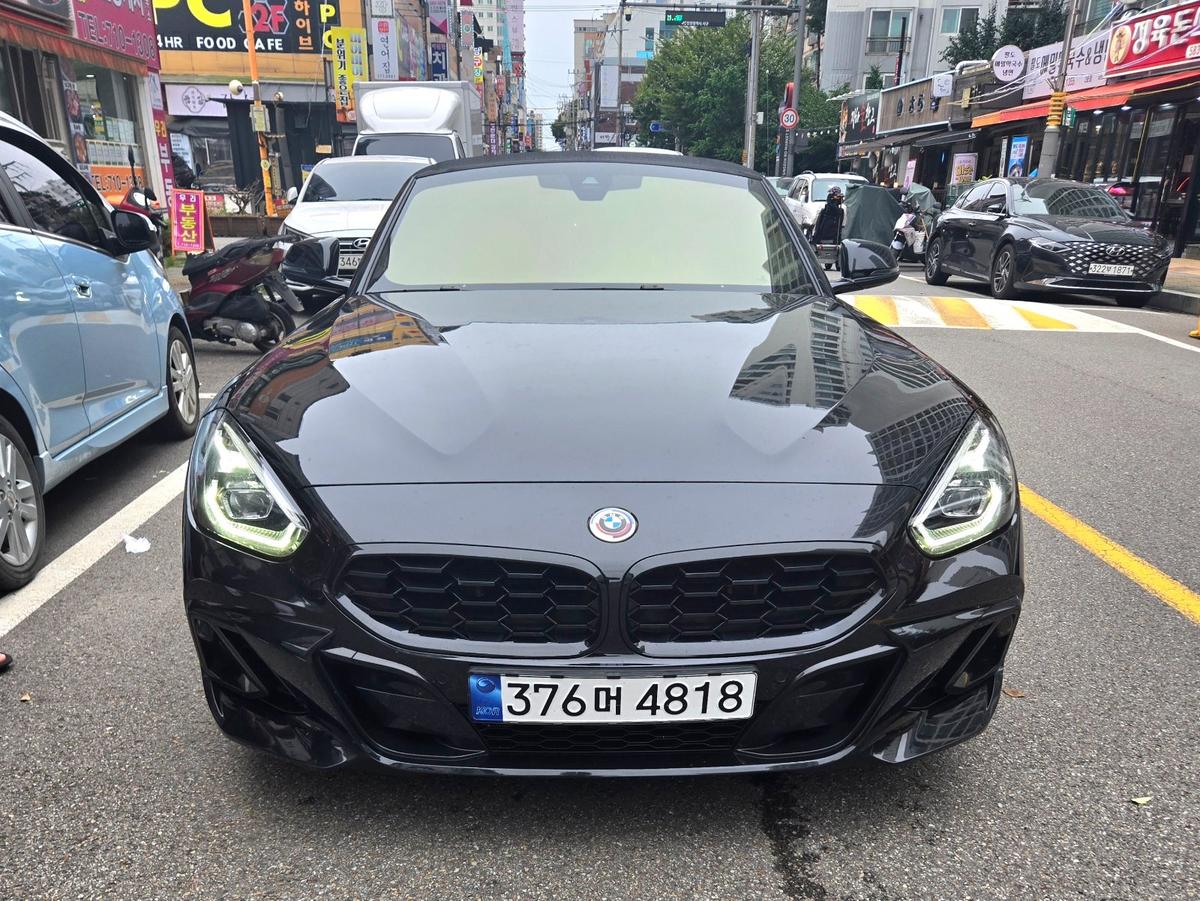 BMW Z4 M40i 사진 1