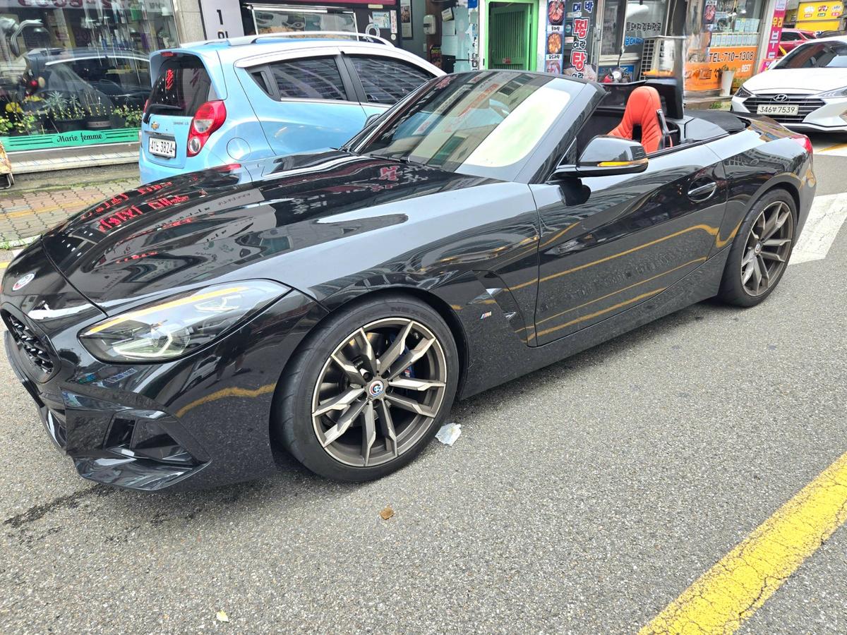 BMW Z4 M40i 사진 2