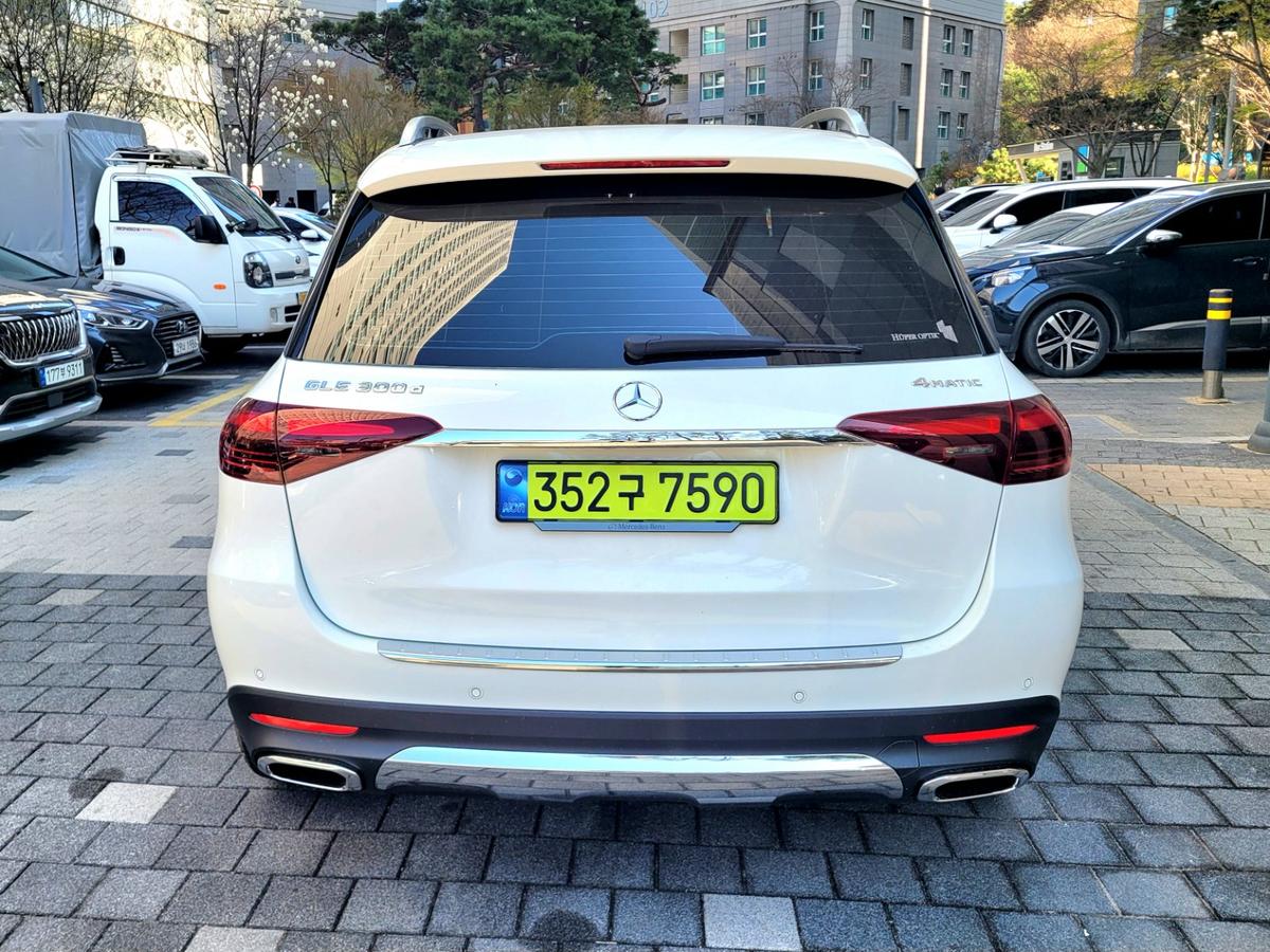 벤츠 GLE 300d 4MATIC 사진 6