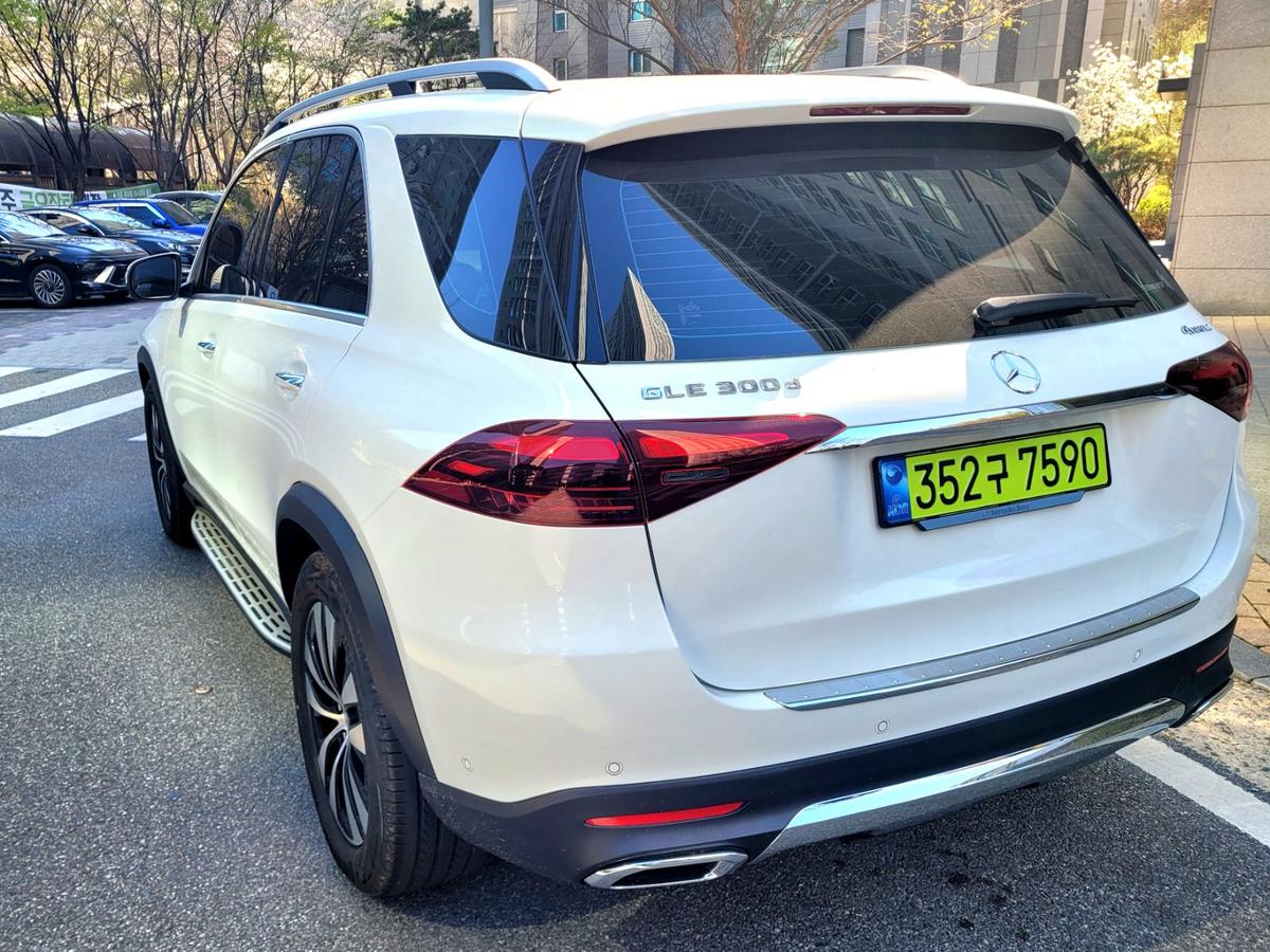 벤츠 GLE 300d 4MATIC 사진 5