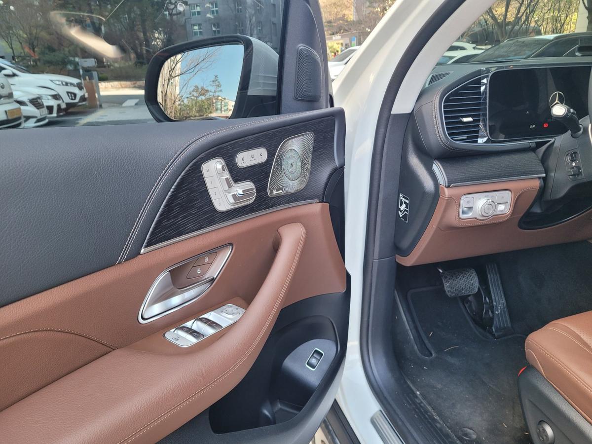 벤츠 GLE 300d 4MATIC 사진 8