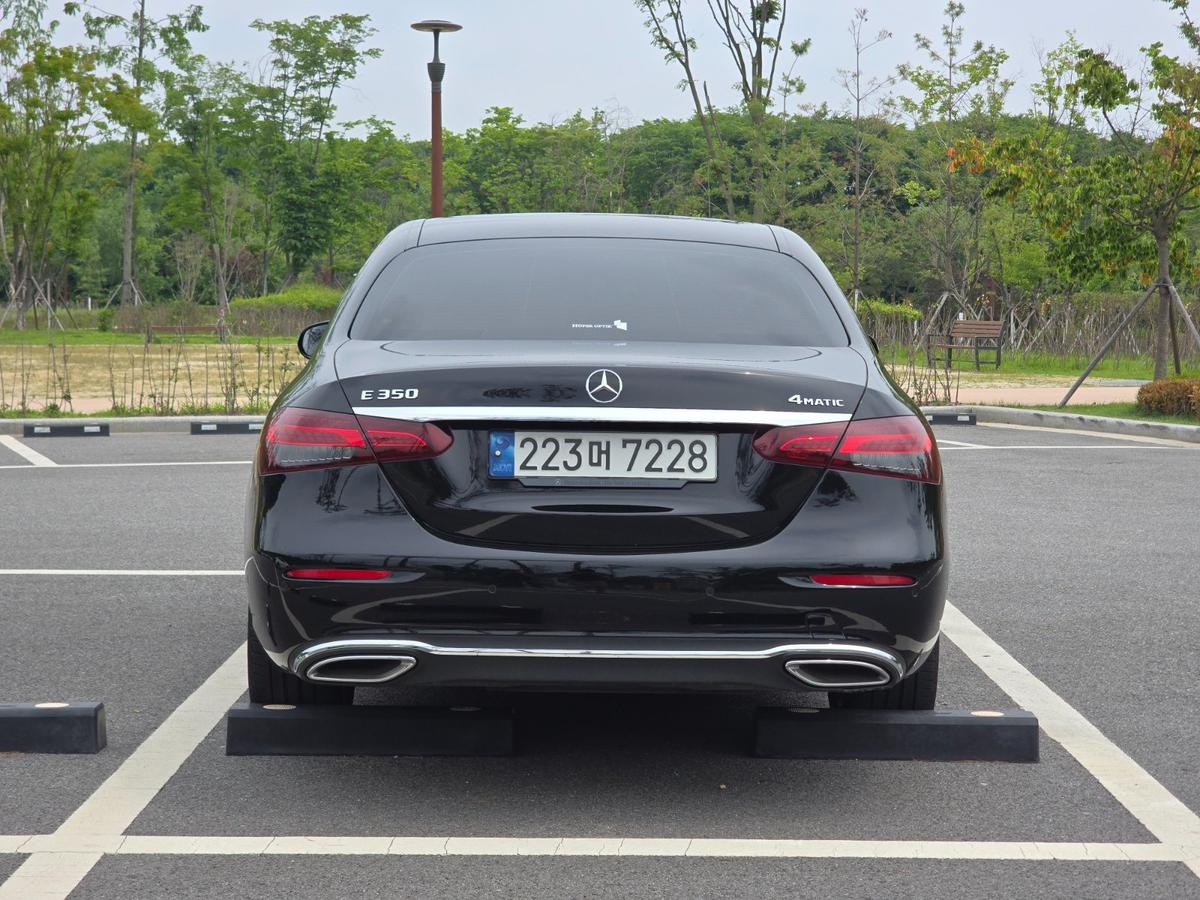 벤츠 E클래스 350 4MATIC 아방가르드 사진 4