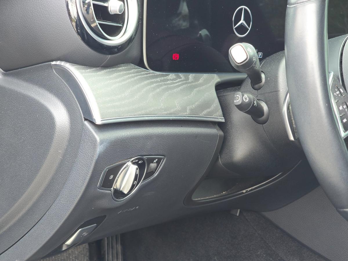 벤츠 E클래스 350 4MATIC 아방가르드 사진 12