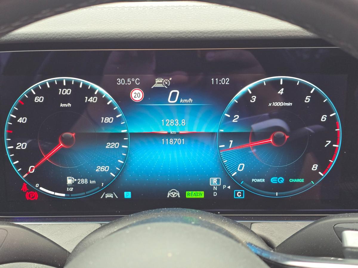 벤츠 E클래스 350 4MATIC 아방가르드 사진 10