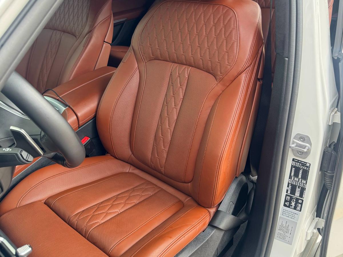 BMW X7 40i xDrive M Sport 사진 6