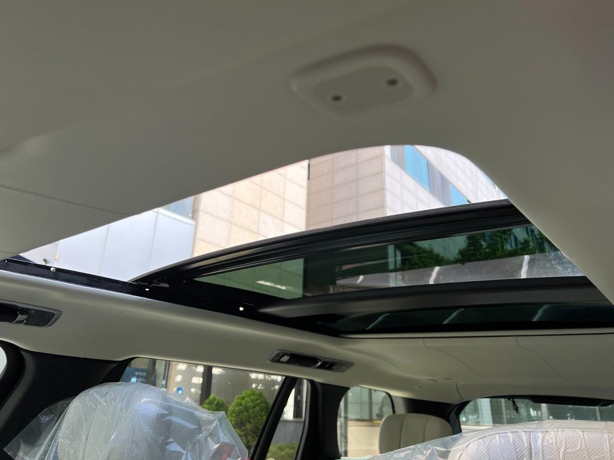랜드로버 레인지로버 LWB P530 Autobiography 사진 18