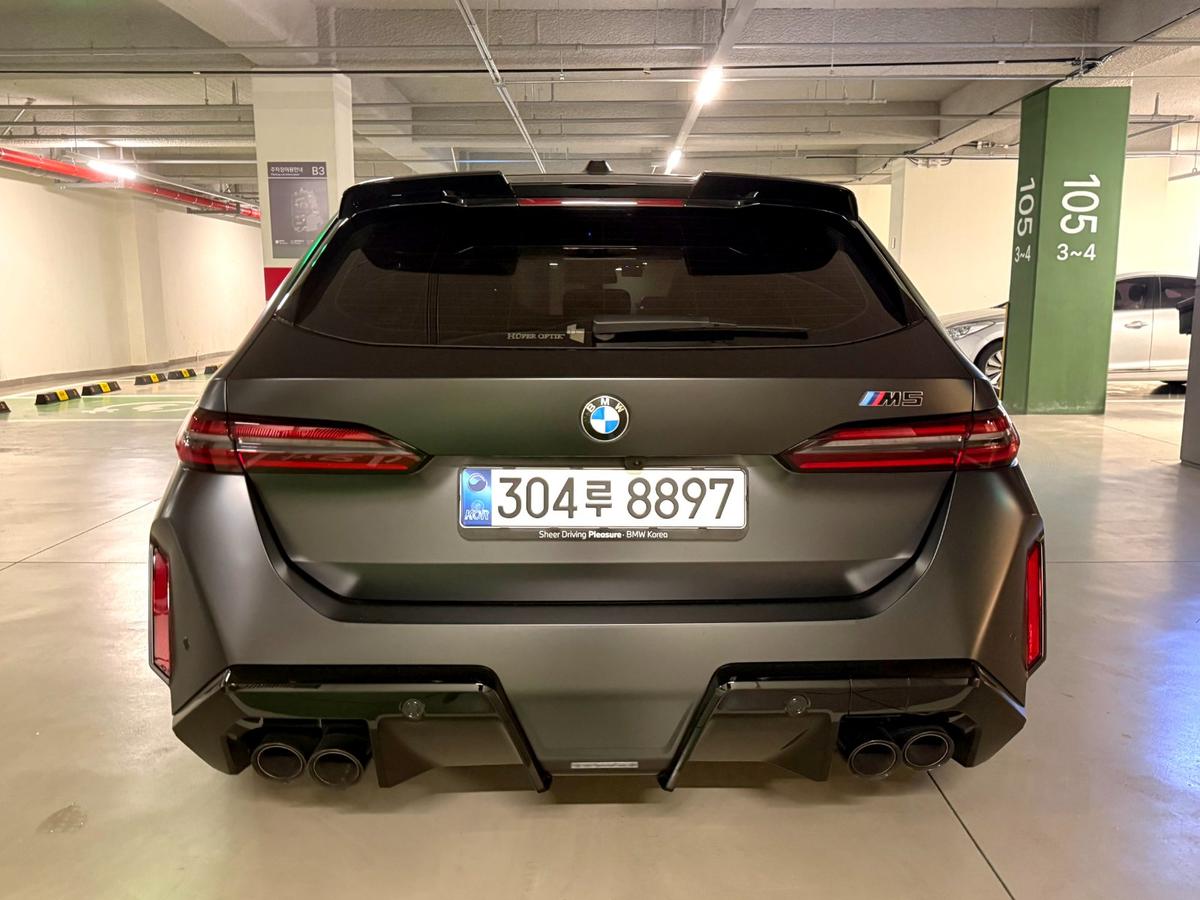 BMW M5 투어링 기본 사진 5
