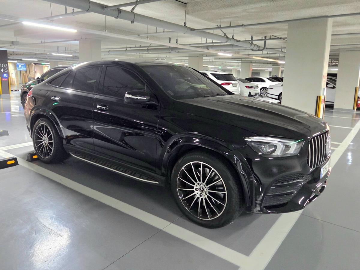 벤츠 GLE 쿠페 400d 4MATIC 사진 3