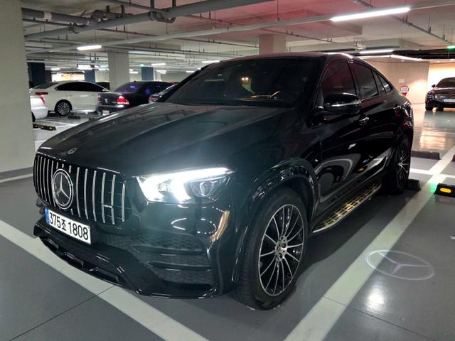 벤츠 GLE 쿠페 400d 4MATIC 사진 2