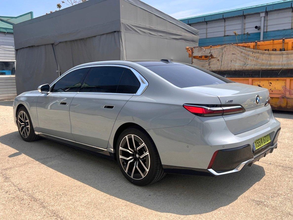 BMW 7시리즈 740d xDrive M Sport 사진 4