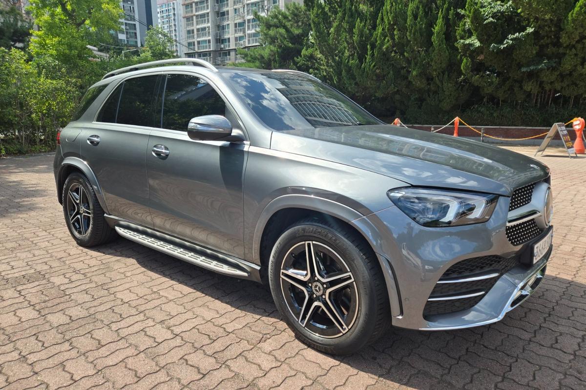 벤츠 GLE 450 4MATIC 사진 2
