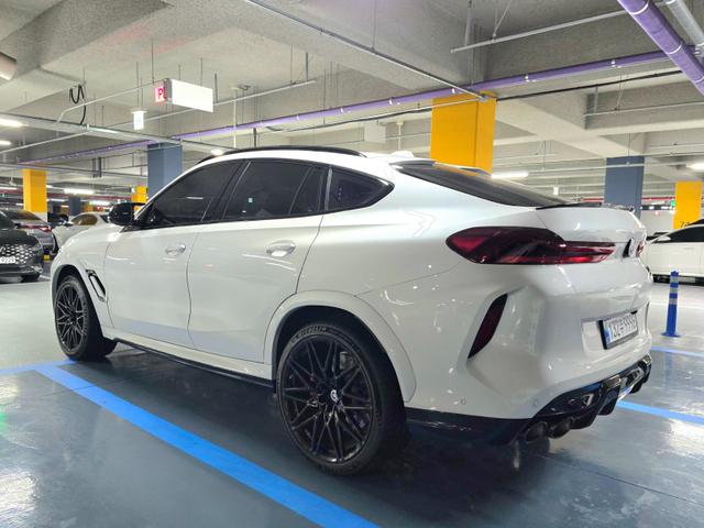 BMW X6M 4.4 컴페티션 사진 3