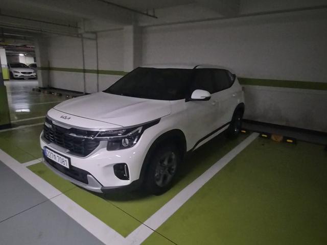 기아 더 뉴셀토스 1.6 가솔린 터보 2WD 트랜디 사진 2