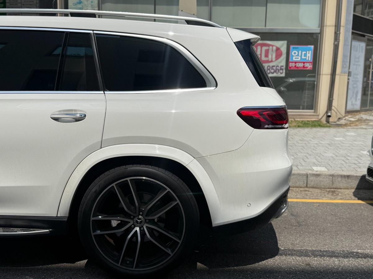 벤츠 GLS 580 4MATIC 사진 8