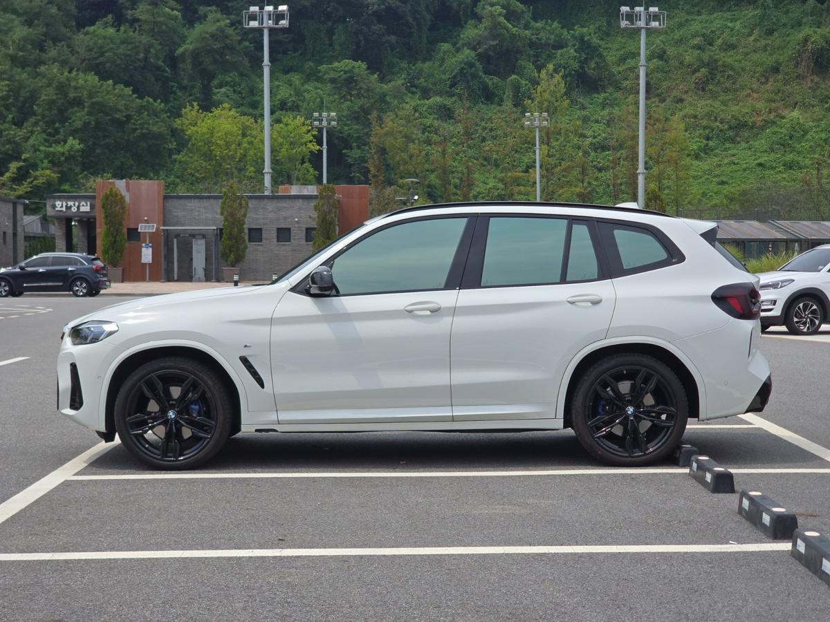 BMW X3 xDrive M40i 사진 2