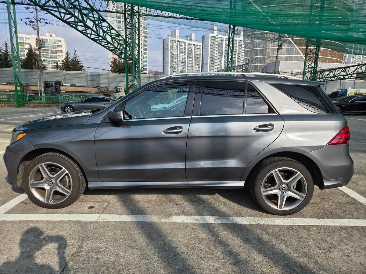 벤츠 GLE 350 사진 4