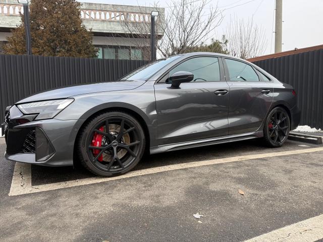 아우디 RS3 2.5 TFSI 콰트로 카본 에디션 사진 2