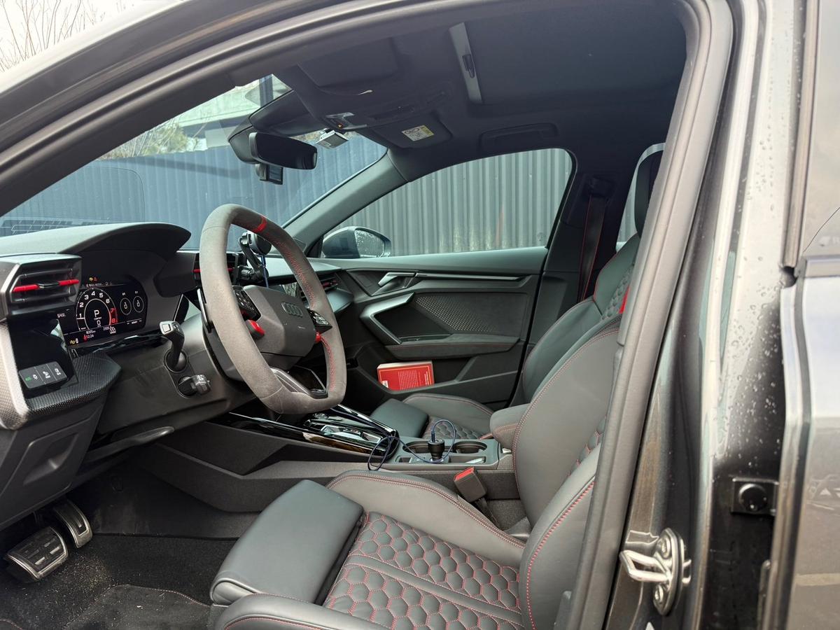 아우디 RS3 2.5 TFSI 콰트로 카본 에디션 사진 7