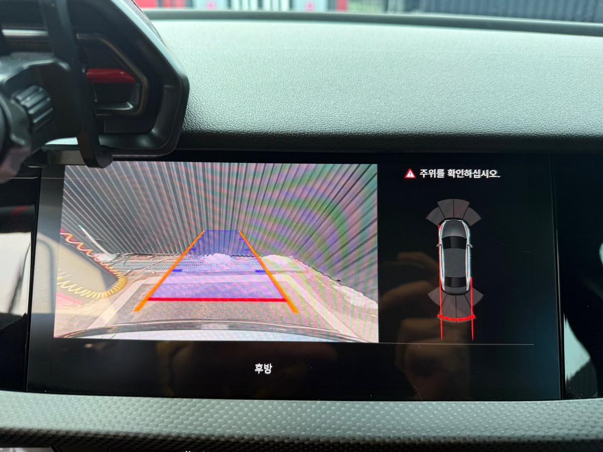 아우디 RS3 2.5 TFSI 콰트로 카본 에디션 사진 12