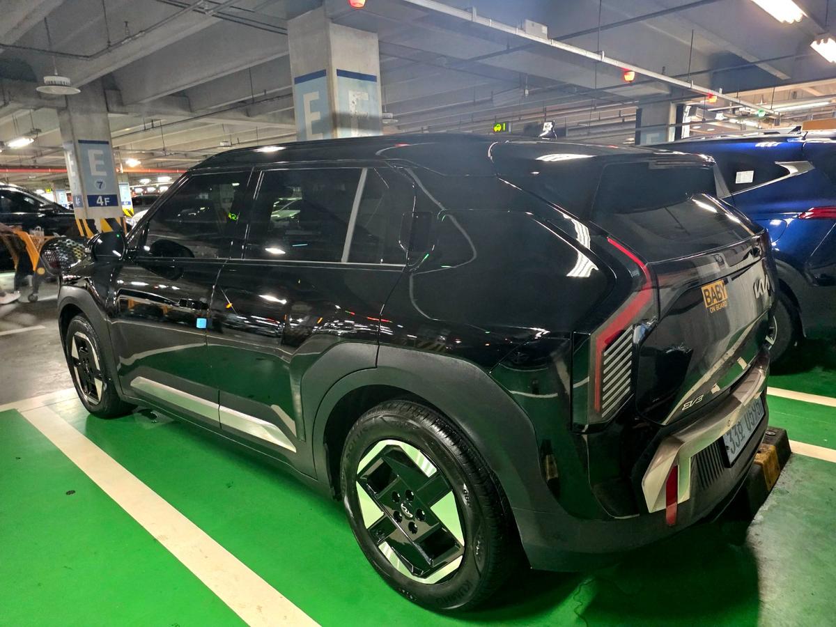 기아 EV3 Long Range 어스 사진 5