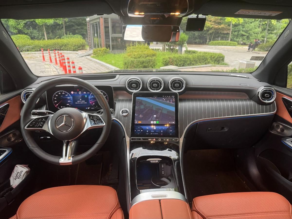 벤츠 GLC 쿠페 300 4MATIC Avantgarde 사진 13