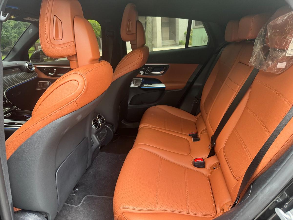 벤츠 GLC 쿠페 300 4MATIC Avantgarde 사진 10