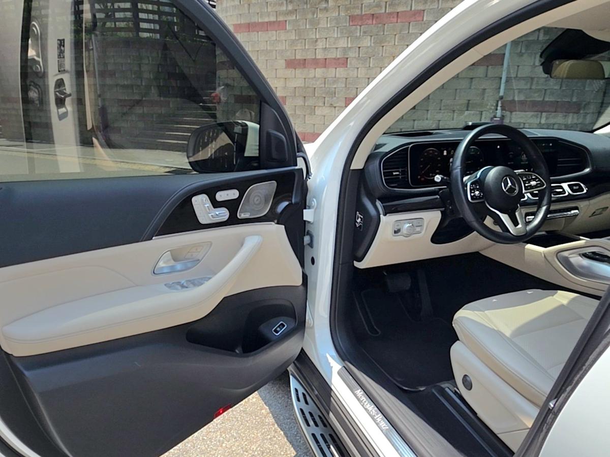 벤츠 GLE 300d 4MATIC 사진 11