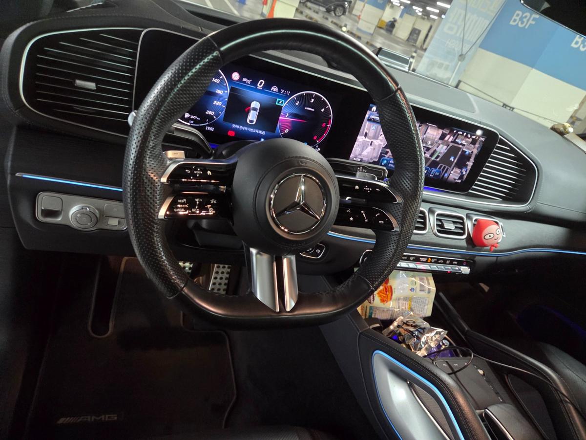 벤츠 GLE 쿠페 450d 4MATIC 사진 10