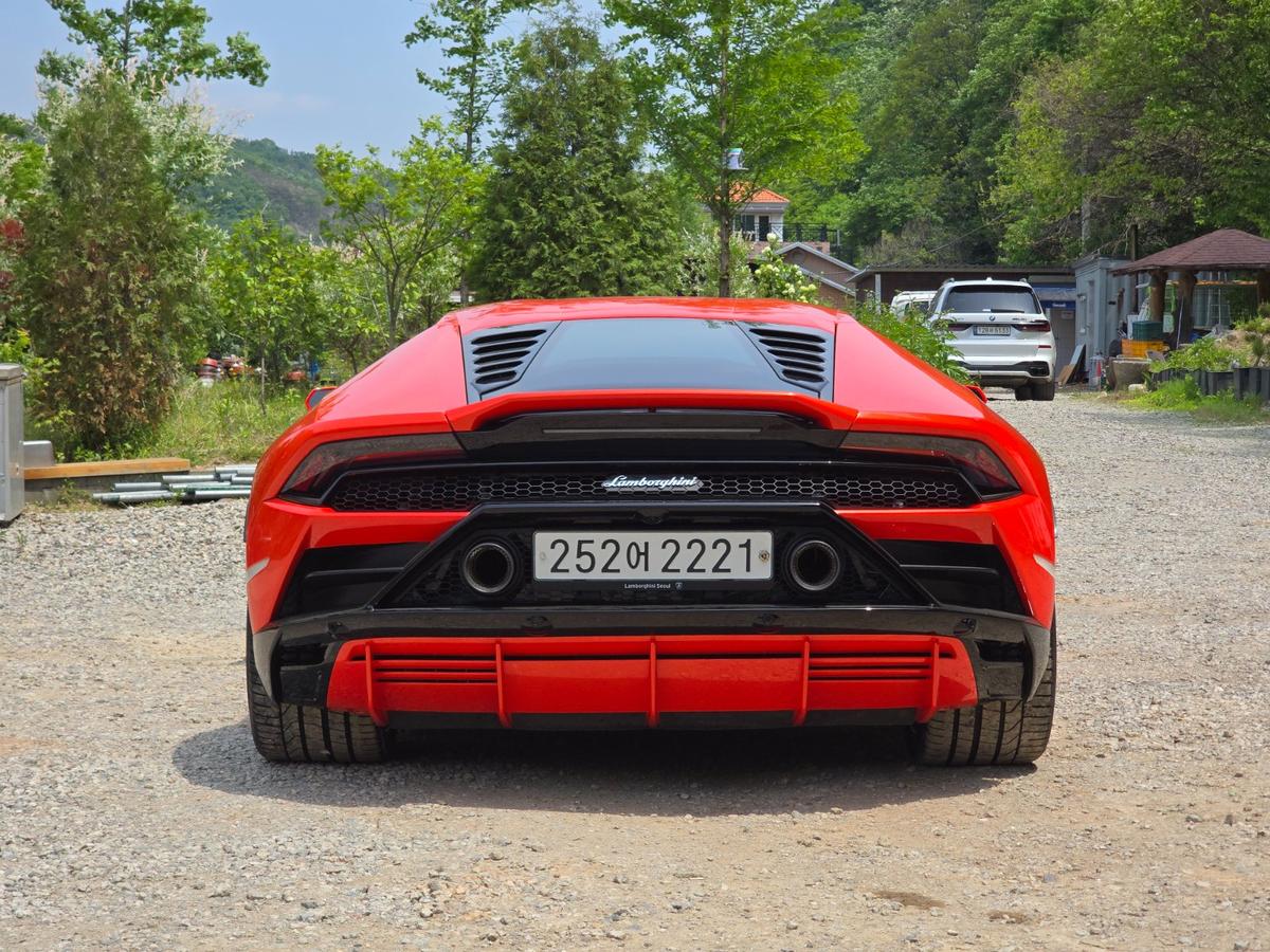 람보르기니 우라칸 LP640-4 에보 사진 7